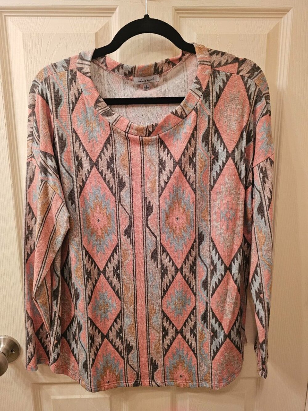 NWOT White Birch Small Pink / Turquoise Aztec Print Long Sleeved Blouse